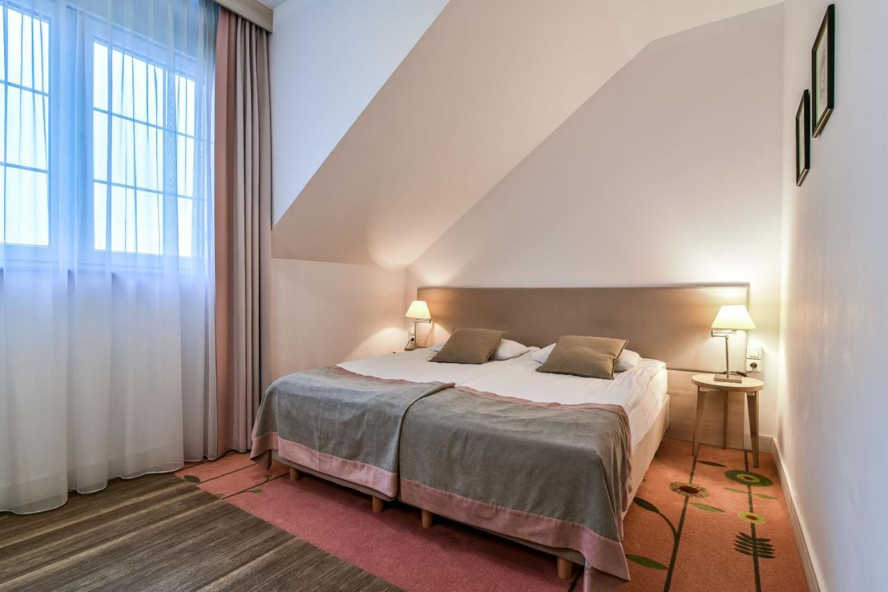 Hotel Spa Wieniawa Rekowo  Extérieur photo